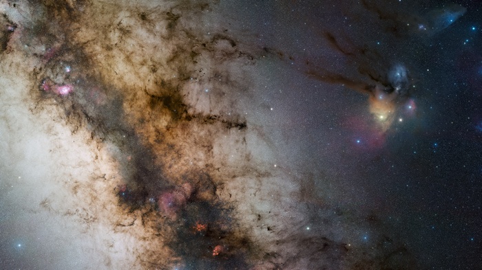 Dark nebulae and star clusters in the Milky Way
