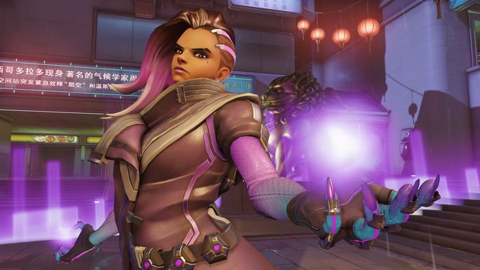 Sombra from Overwatch in Dorado