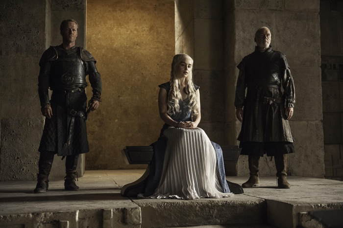 Daenerys Targaryen with Jorah Mormont and another man