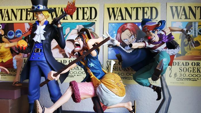 Sabo and other One Piece characters