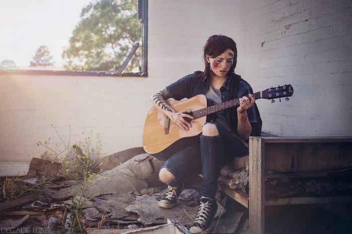 Ellie from The Last of Us playing guitar