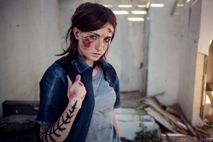Ellie from The Last of Us with fake blood