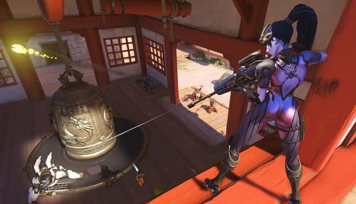 Widowmaker from Overwatch on Hanamura map