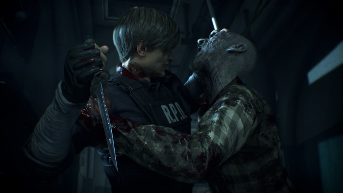 Leon S. Kennedy fighting a zombie in Resident Evil