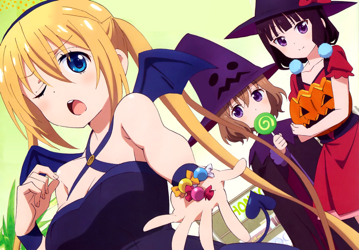 Maika Sakuranomiya and friends in Halloween costumes