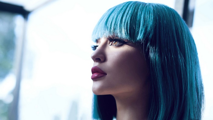 Kylie Jenner with blue hair
