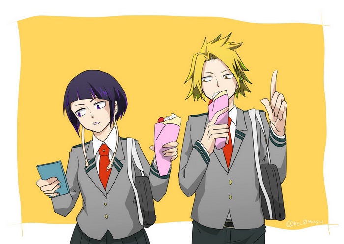 Kyoka Jiro and Denki Kaminari eating crepes