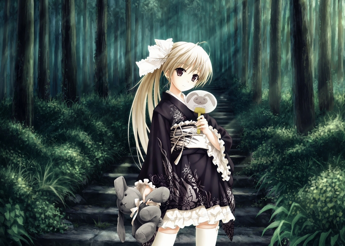 Sora Kasugano in a dark kimono holding a fan