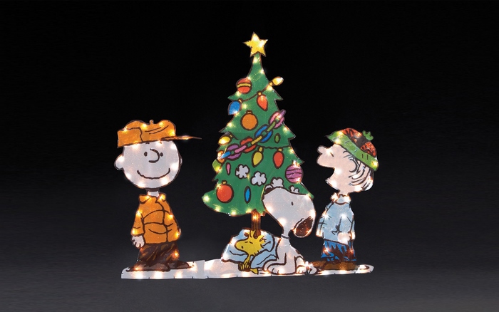 Snoopy and Friends Christmas Tree Light Display