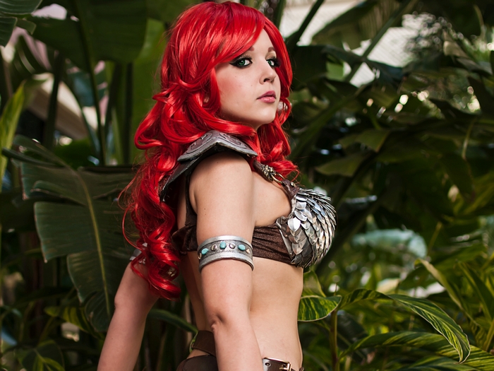 Red Sonja Cosplayer in Tropical Foliage