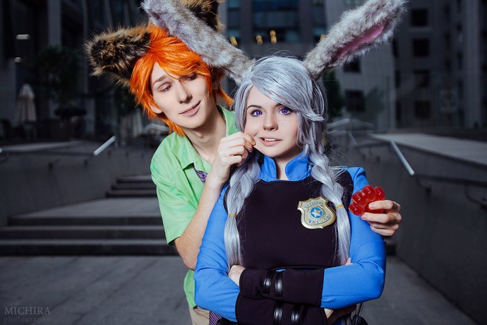 Nick Wilde and Judy Hopps from Zootopia cosplay