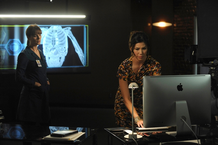Angela Montenegro in a laboratory