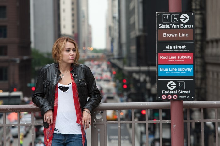 Miley Cyrus on a bridge in Chicago