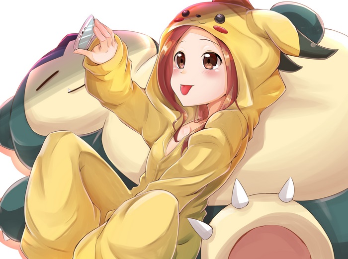 Takagi from Karakai Jouzu no Takagi-san with Snorlax