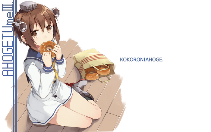 Yukikaze from Kancolle eating a donut