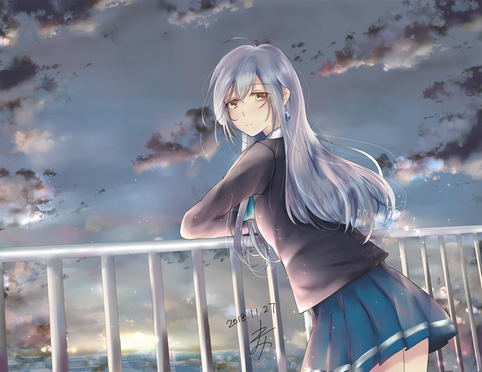 Hitomi Tsukishiro looking at the sunset