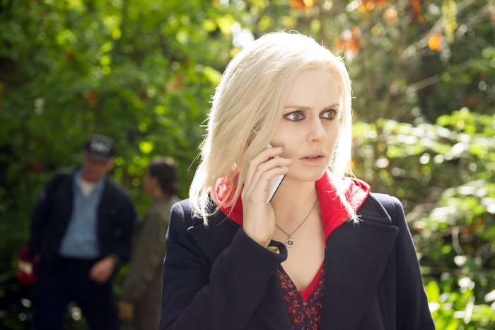 Liv Moore from iZombie on the phone
