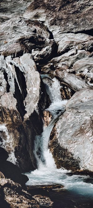 Stratified Falls