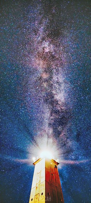 Lighthouse under the Milky Way