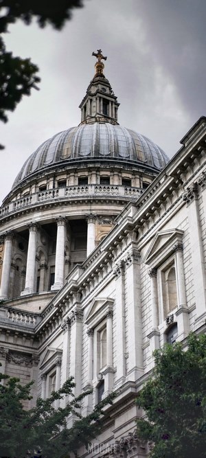 St. Paul's Cathedral dome and facade
