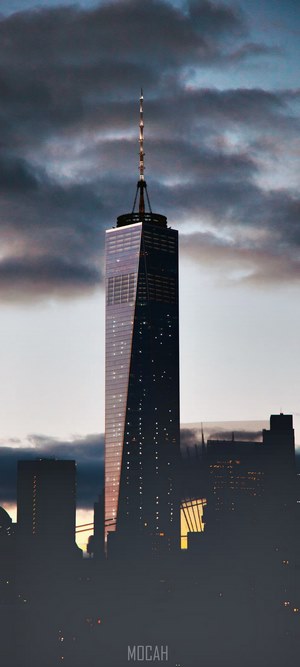 One World Trade Center skyscraper in New York City at dusk