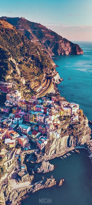 Manarola village on a cliff overlooking the sea