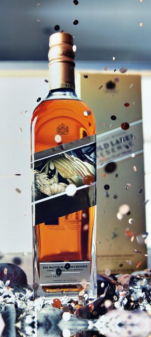 Johnnie Walker Gold Label Reserve Scotch Whisky Bottle