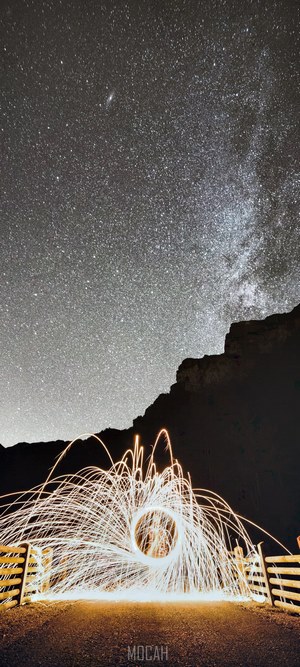 Steel wool spinning under the Milky Way