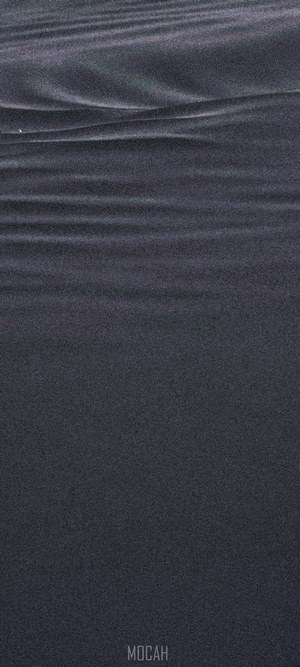 Minimalistic black sand waves