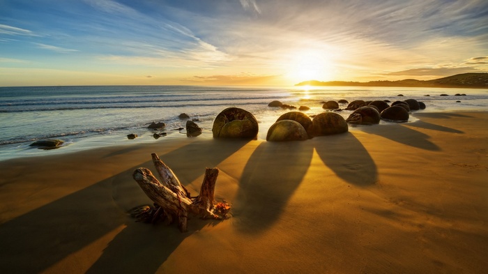 Moeraki Boulders beach at sunrise, New Zealand