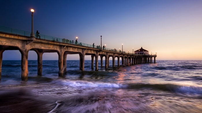 Manhattan Beach Pier at Dusk