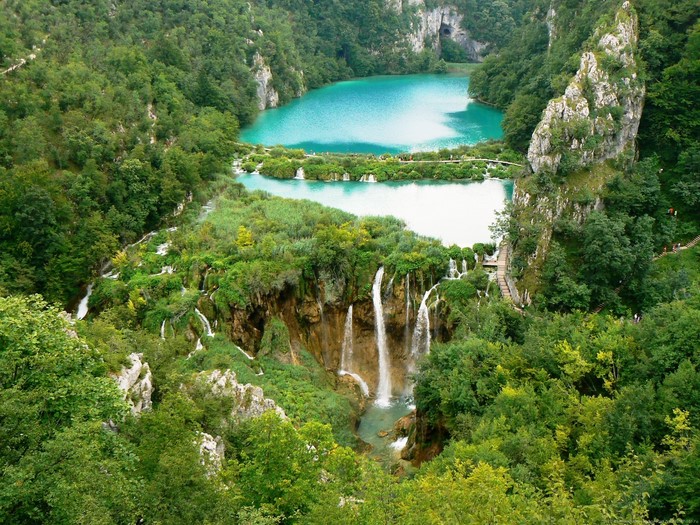 Scenic Waterfalls and Lakes in Plitvice Forest
