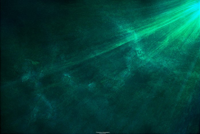 Green light rays in a dark nebula