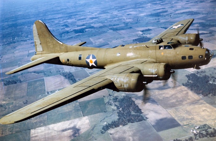 Boeing B-17 Flying Fortress in flight