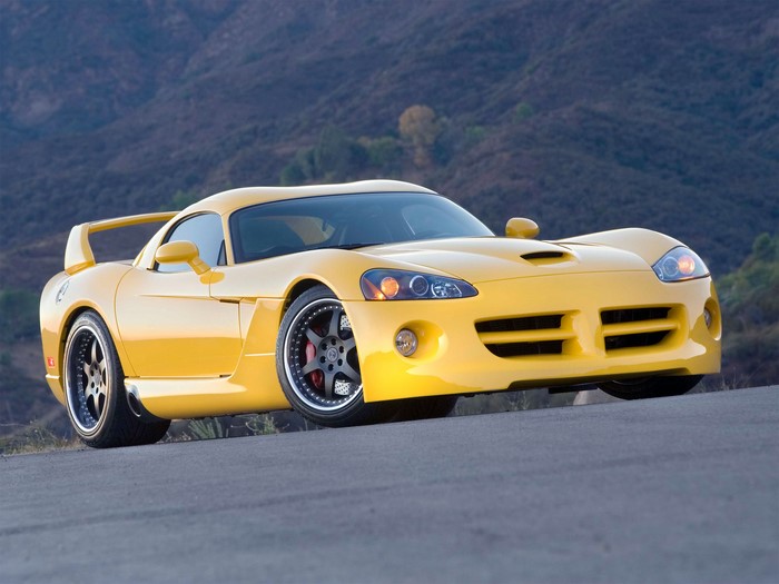 Yellow Dodge Viper SRT-10