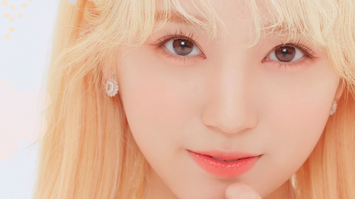 Nako Beautiful Smile Blonde IZ*ONE Bloom*Iz