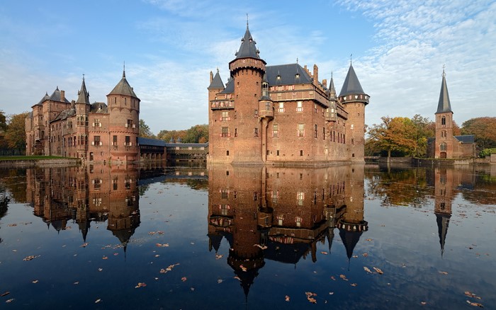De Haar Castle reflected in the moat
