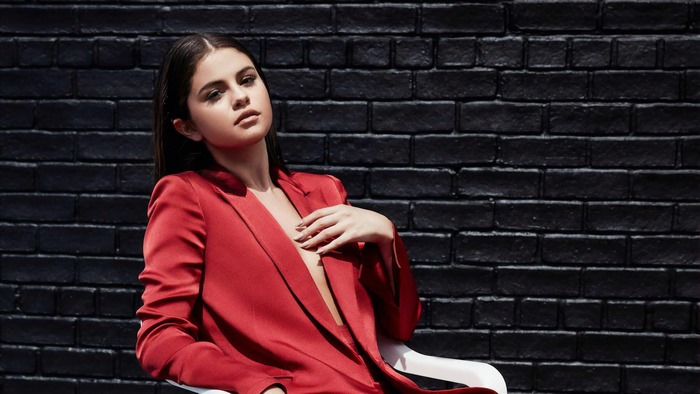 Selena Gomez 4K Photoshoot