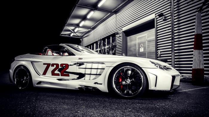 White Mercedes-Benz SLR McLaren 722 S Roadster