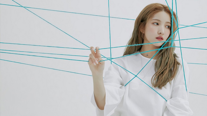 Sowon from GFriend in Labyrinth 4K
