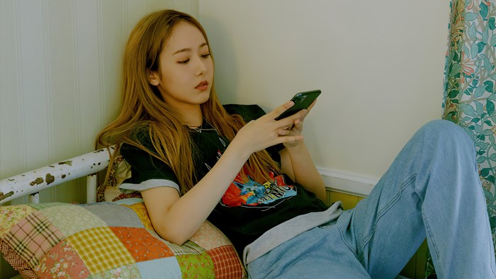 SinB from GFriend with Labyrinth 4K