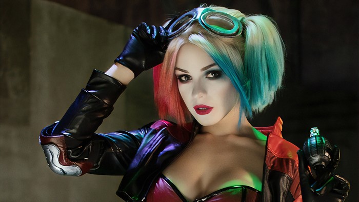 Harley Quinn Cosplay 4K