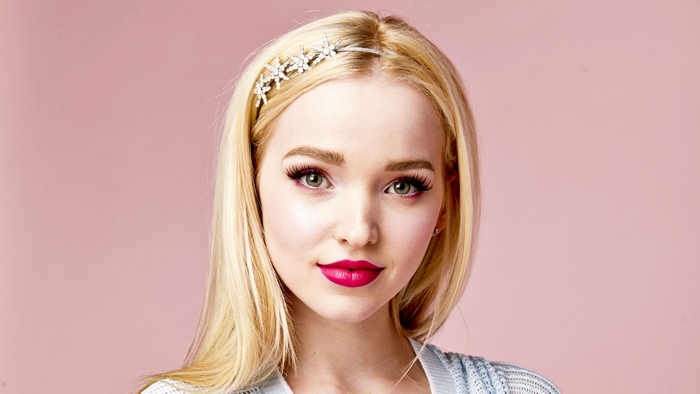 Dove Cameron in a Photoshoot, 4K