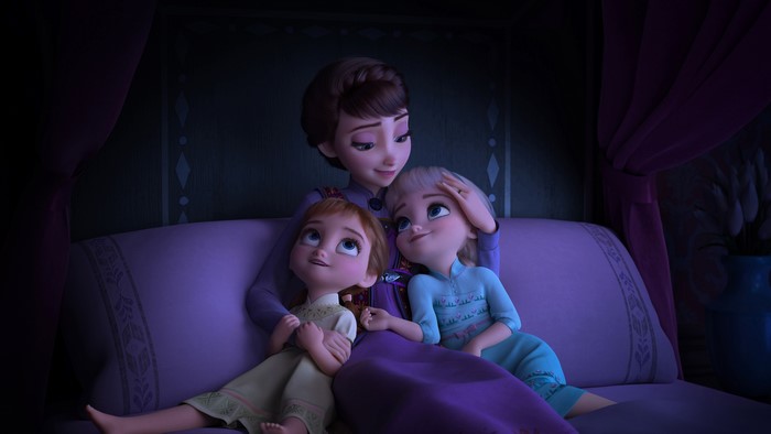 Queen Iduna with young Anna and Elsa from Frozen