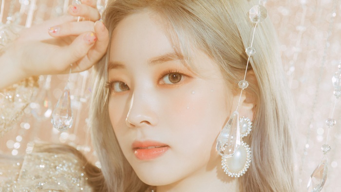 Dahyun from TWICE in 4K