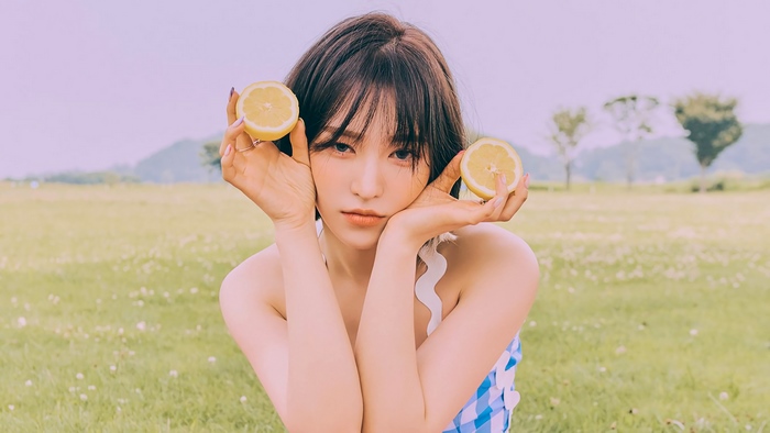 Wendy from Red Velvet with lemons