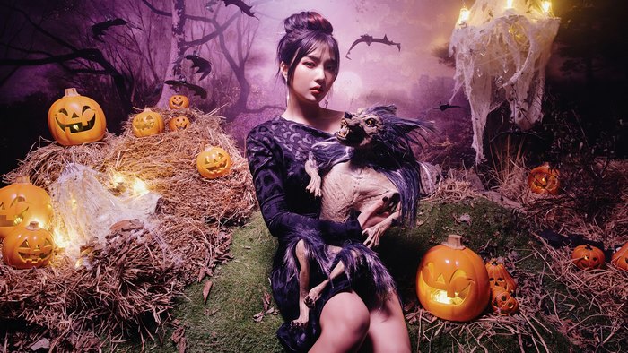 Joy from Red Velvet with a werewolf doll