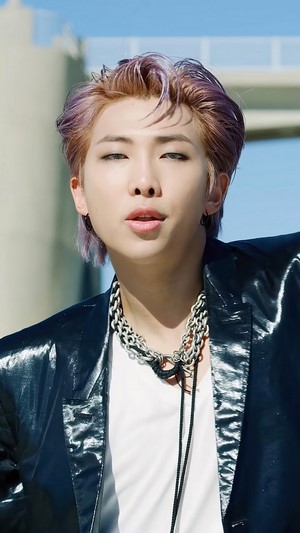 RM from BTS in 4K