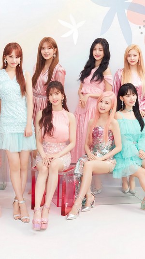 IZ*ONE Group Members Bloom*Iz 4K