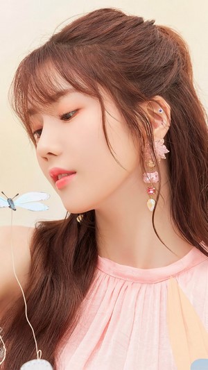 Kwon Eunbi from IZ*ONE